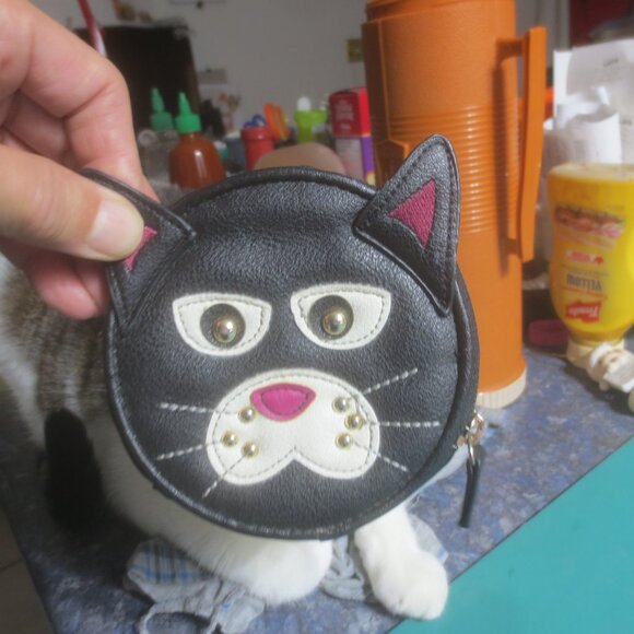 Fun Cute Adorable Black Cat Head Leatherette Coin and Money Purse. - Picture 9 of 10